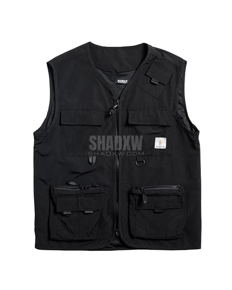 Techwear vest,tactical vest,fishing vest,black vest,motorcycle vest,hunting vest,lightweight mens outdoor vests,outdoor vests,vest jacket,cropped vest,utility vest,biker vest,cargo vest,sleeveless vest,vest outfits,mens vests,vests for men,black vest mens,tactical vest for men,mens black vest