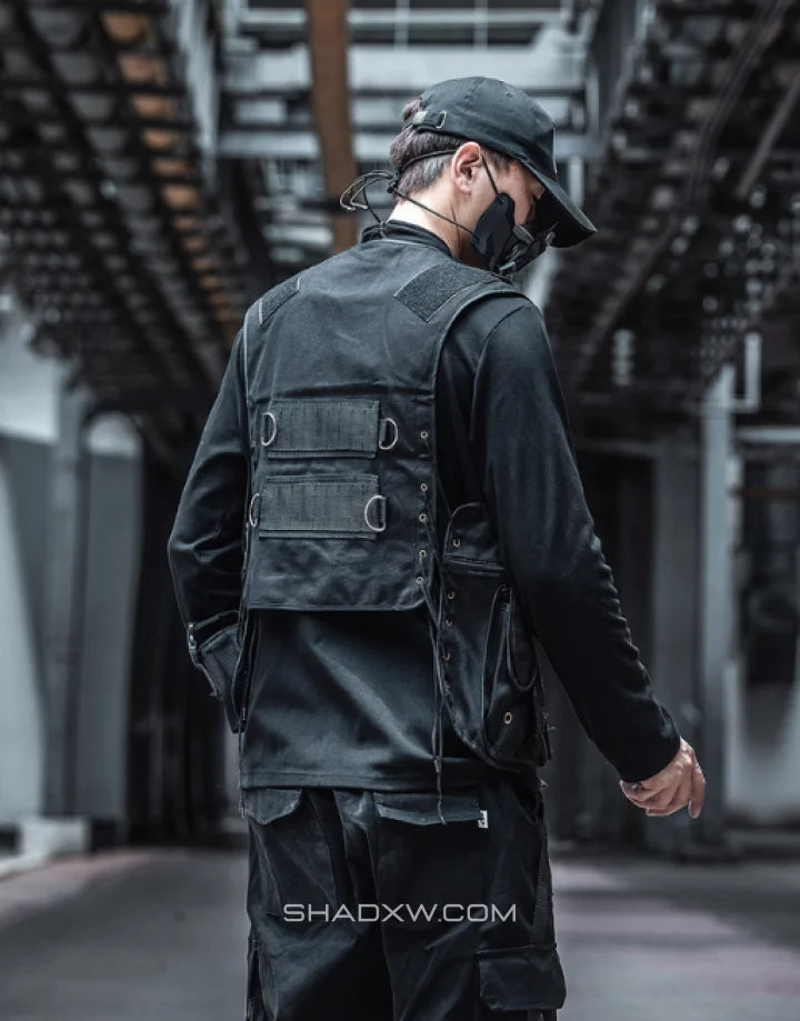 Techwear utility vest